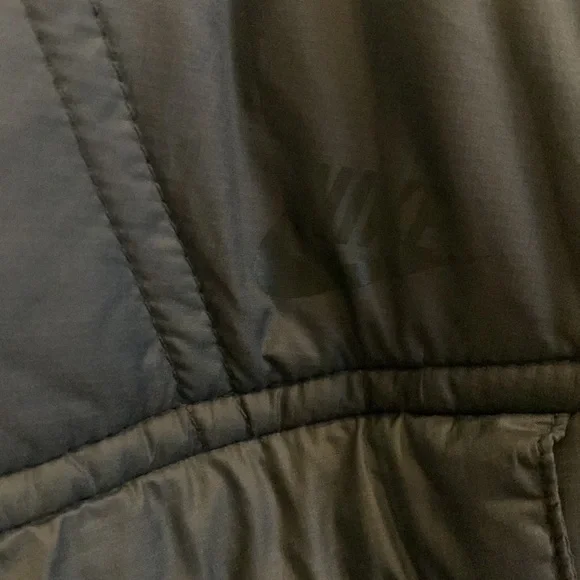 Nike jacket - Picture 5 of 11